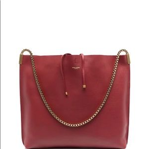 Saint Laurent
medium Suzanne tote bag.